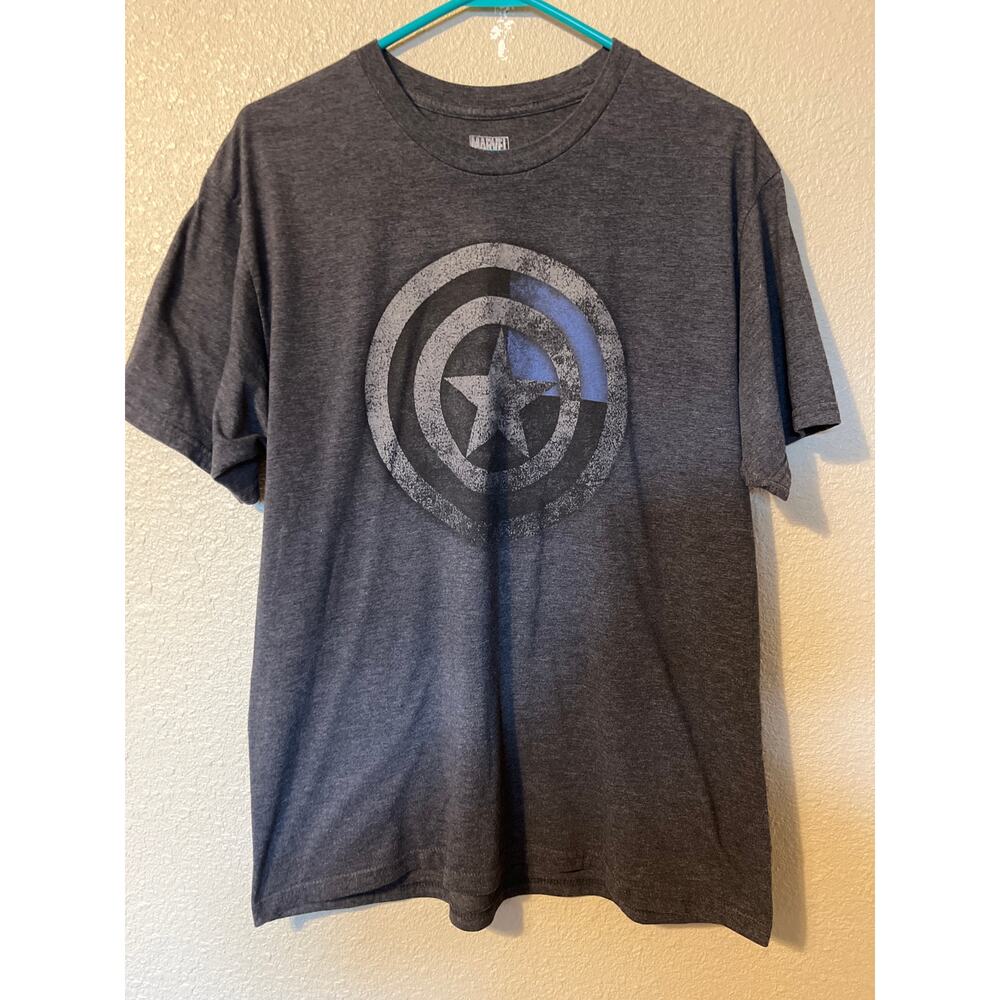 Capital Marvel men’s T-shirt